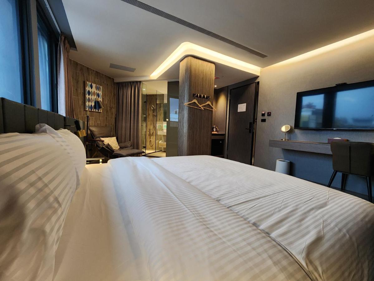 Hualien Pink Corner Hotel Extérieur photo