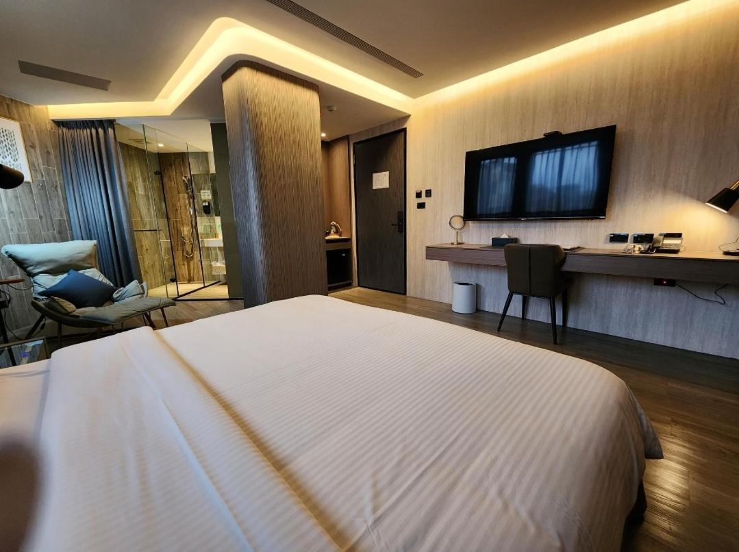 Hualien Pink Corner Hotel Extérieur photo