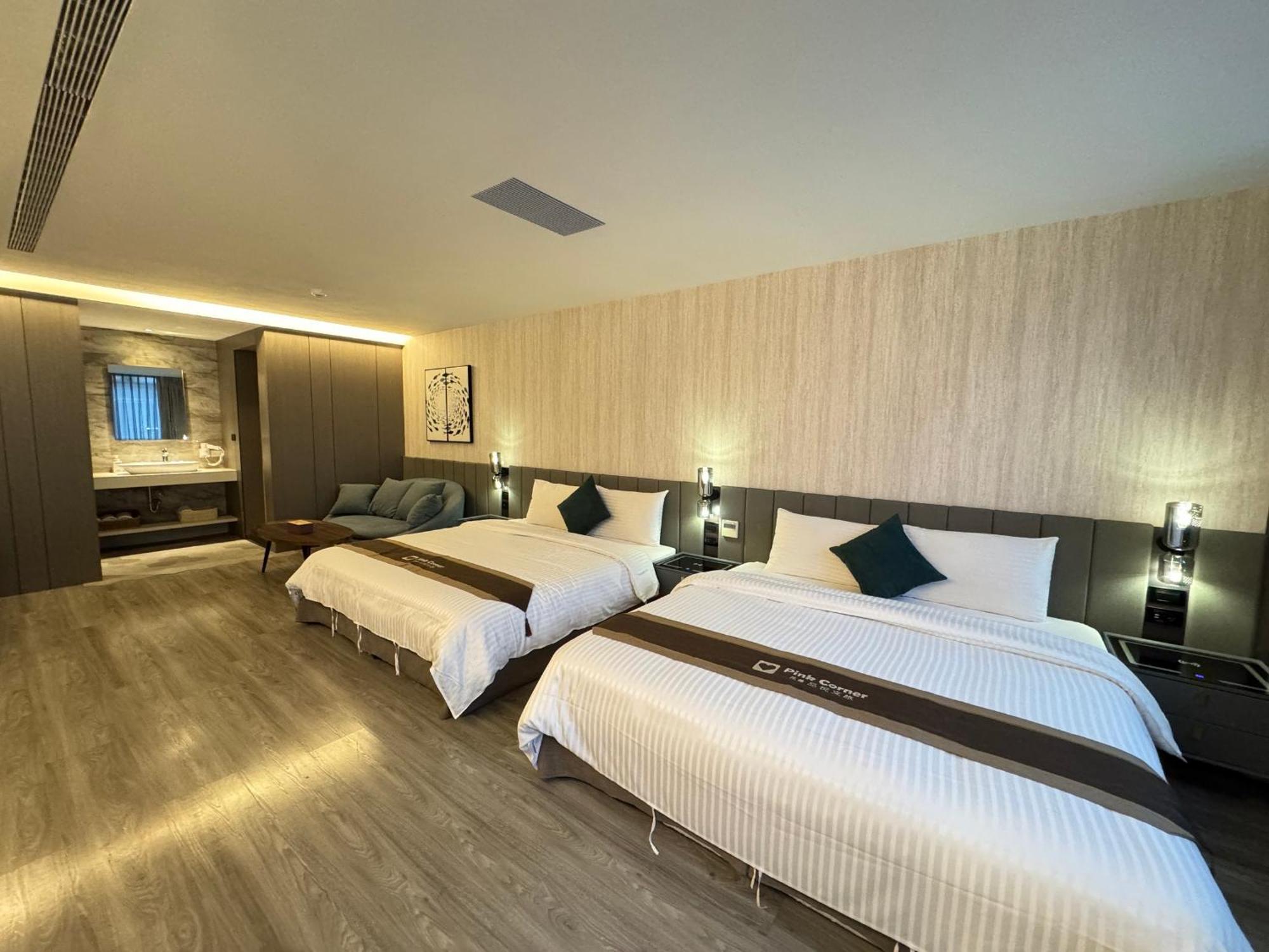Hualien Pink Corner Hotel Extérieur photo