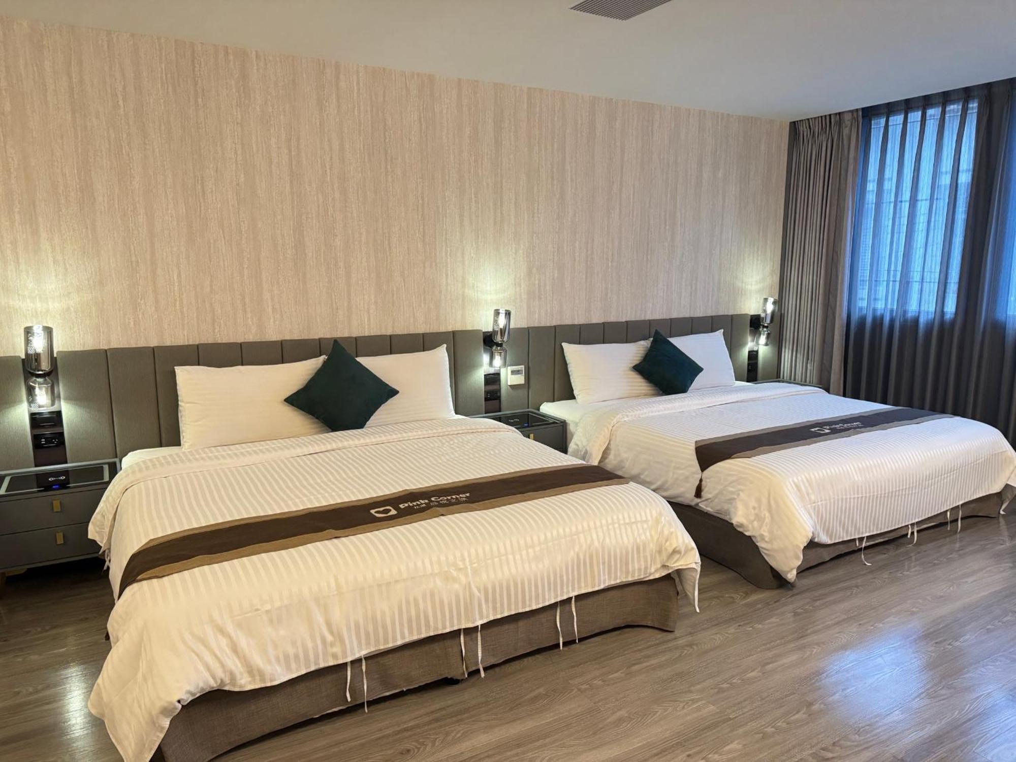 Hualien Pink Corner Hotel Extérieur photo